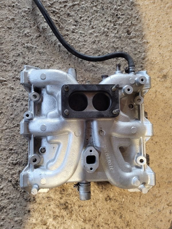 pipe d admission de Renault 30